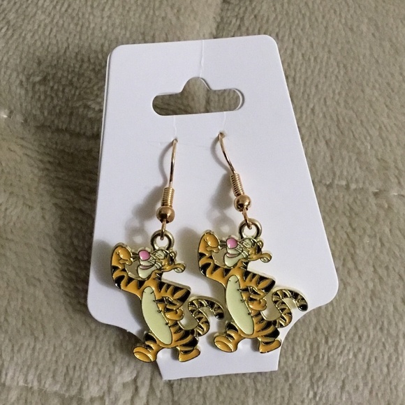 NEW Disney’s Tigger Dangle Earrings - Picture 1 of 3